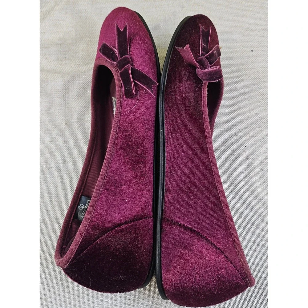Comfort Cove Velvet Ballet Flats Women's‎ Size 8 Bow Maroon Dark Red Shoes
